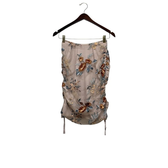 NWT REVOLVE TULAROSA Emily Skirt Teacup Floral XS - Picture 6 of 12